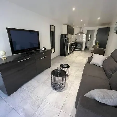 Grand Studio Au Rdc Dans Residence, Clim, Terrasse Martigues Extérieur photo